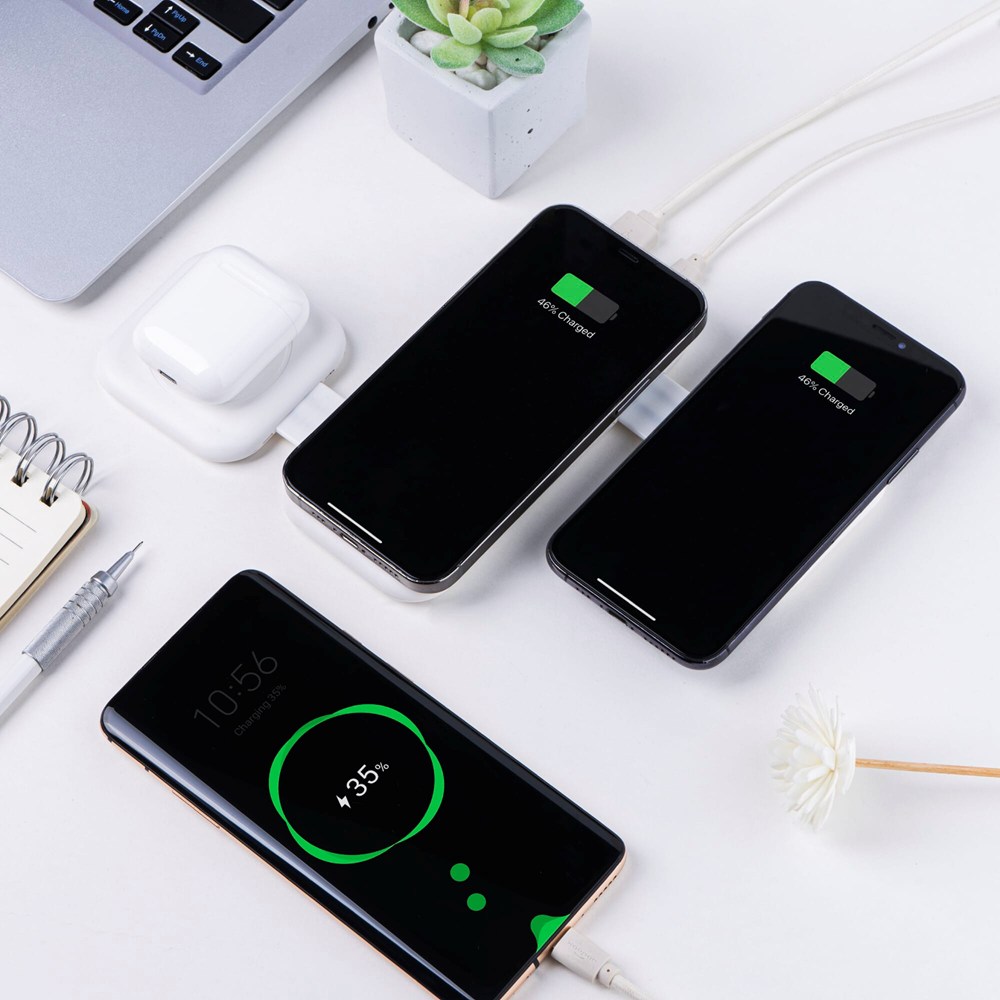3188 | Xoopar Trafold 3 Wireless charger 45W